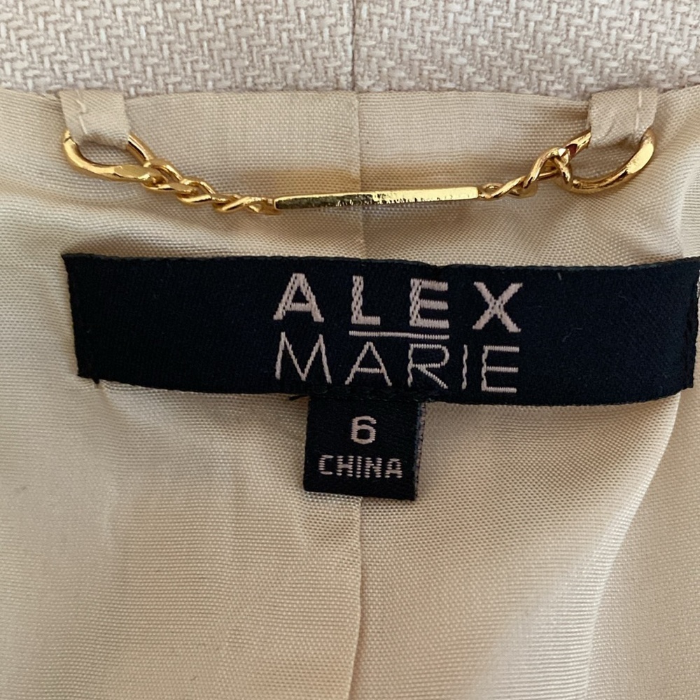 Alex Marie Cream and Gold Chain Detail Dress and Jacket Size 6 NWT - Picture 10 of 14